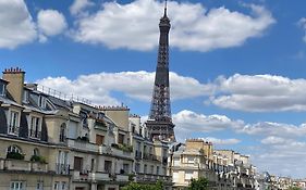 Hotel Le Cercle Tour Eiffel